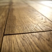 Plancher en bois massif