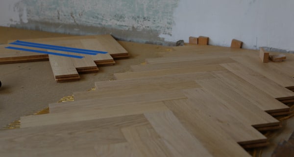 Coût d'un parquet chevron massif