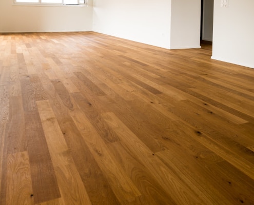 Comment effectuer la pose d'un parquet à l'anglaise ?